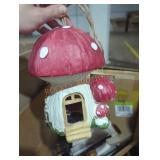 Cosmetic, Hygiene & Decor Box Lot