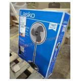 Lasko oscillating multi-purpose pedestal fan