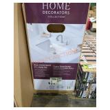 HDC 37" Snow Orchid Quartz Vanity Top