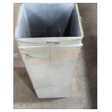 Sold as is. No guarantees or returns. Items may Sold as is. No guarantees or returns. Items may