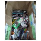 Box Lot of Assorted Household Items Box Lot of Assorted Household Items