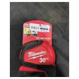 Milwaukee 30 Milwaukee 30