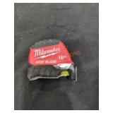 Milwaukee Wide Blade 16FT Tape Measure Milwaukee Wide Blade 16FT Tape Measure
