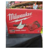 Milwaukee M18 compact blower