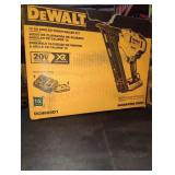 DeWalt 20V XR 15GA Angled Finish Nailer Kit