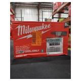 Milwaukee M12 Rivet Tool