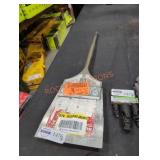 Milwaukee sledge scraper