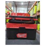 Milwaukee M18 2.5Gal Wet/Dry Vacuum