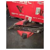 Milwaukee M18 15Ga Finish Nailer