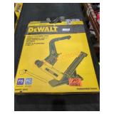 DeWalt 2-N-1 Flooring Tool