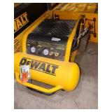 DeWalt 4.5 Gallon Air Compressor