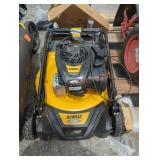 DeWalt 21 " gas powered push mower