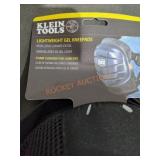 Gel knee pads