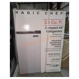 Magic Chef Compact All Refrigerator 2.6Cu. Ft.
