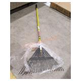 Classic Rake With Super Duty Fiberglass Handle