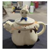 Shawnee Pottery "Tom The Piper Son" Tea Pot