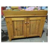 43"W ï¿½ 18.5"D ï¿½ 36"H Antique Dry Sink