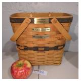 Longaberger collectors club membership basket