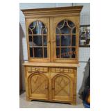 Vintage Decorative Bamboo Style China Cabinet