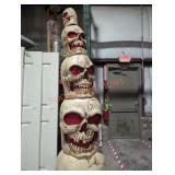 5 stackable led skulls