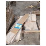 Flooring Skid Lot Tiles & Laminate Flooring