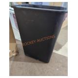 Black small 10.25 gal wastebasket