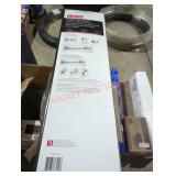 Delta portwood 4 piece accessory set