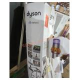 Dyson v15 detect sweeper