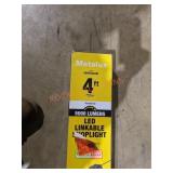 Metalux 4ft LED Linkable Shop Light