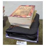 Bible Book Lot - Qty 4 Bible Book Lot - Qty 4