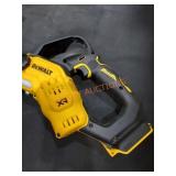 Dewalt 8" Pruning chainsaw