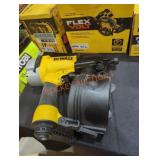 DeWalt 15ï¿½ coil siding and fencing nailer