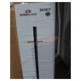 Steel Lamp post with cross arm, black 80"Hï¿½3"W