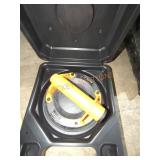 ToolCity 8" Battery Powered Vacuum Suction Cup ToolCity 8" Battery Powered Vacuum Suction Cup