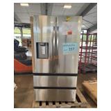 Silver Samsung refrigerator Silver Samsung refrigerator