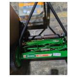 Scotts 16" Powerless Lawnmower