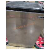 Magic Chef Mini Fridge