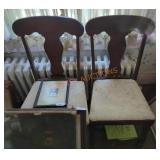 Vintage Victorian Dinning Chairs - Qty 2 Vintage Victorian Dinning Chairs - Qty 2