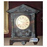 Vintage Heavy Cast Resin Mantel Clock Vintage Heavy Cast Resin Mantel Clock
