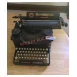 Vintage Remington Typewriter Vintage Remington Typewriter