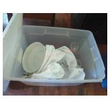 Dishes & Glasses Tote Lot Dishes & Glasses Tote Lot