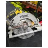 DeWalt 20V 7-1/4" Circular Saw
