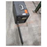 RYOBI 18" Chainsaw RYOBI 18" Chainsaw