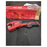 Milwaukee M12 Cordless Copper Tubing Cutter Milwaukee M12 Cordless Copper Tubing Cutter
