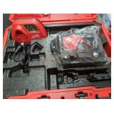 Milwaukee M12 green 360ï¿½ 3-plane laser