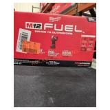 Milwaukee M12 3/8" Stubby Impact Wrench Kit Milwaukee M12 3/8" Stubby Impact Wrench Kit