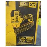 DeWalt 20v 16ga angled finish nailer DeWalt 20v 16ga angled finish nailer