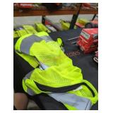Milwaukee safety vest L/XL Milwaukee safety vest L/XL