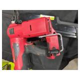 Milwaukee M18 21� Framing Nailer Milwaukee M18 21� Framing Nailer