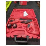 Milwaukee M12 Copper Tubing Cutter Kit Milwaukee M12 Copper Tubing Cutter Kit